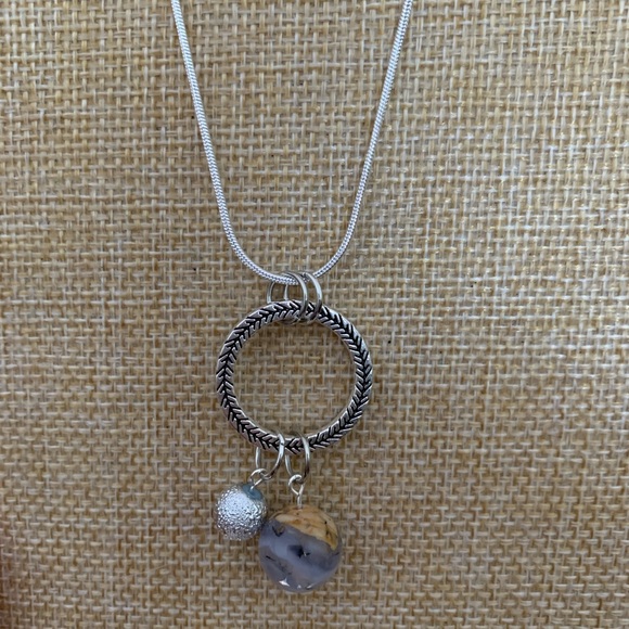 Elegant Silver Plated Necklace with Dual Charms of the Earth and Moon - Picture 4 of 6